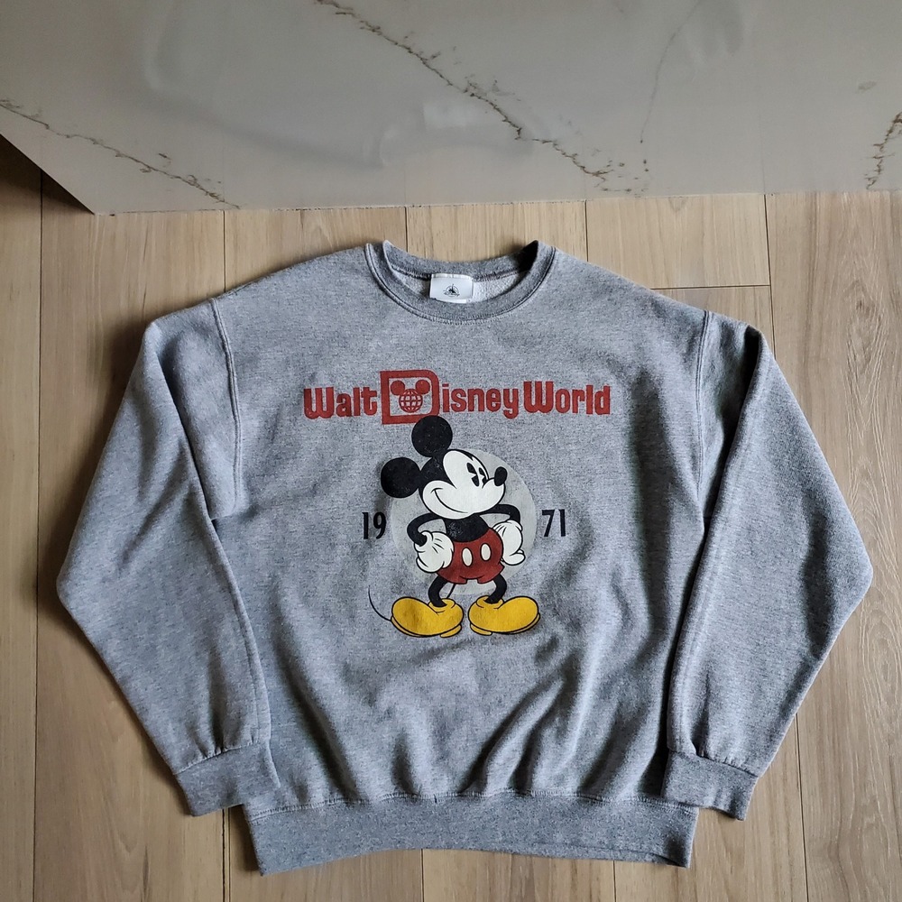 Walt Disney World Sweatshirt Mens M Gray Mickey Mouse Graphic Vintage Crewneck